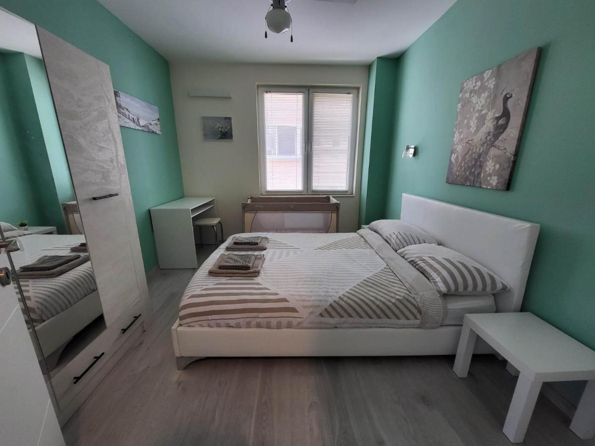 Nicky Holiday Flat Burgas Esterno foto