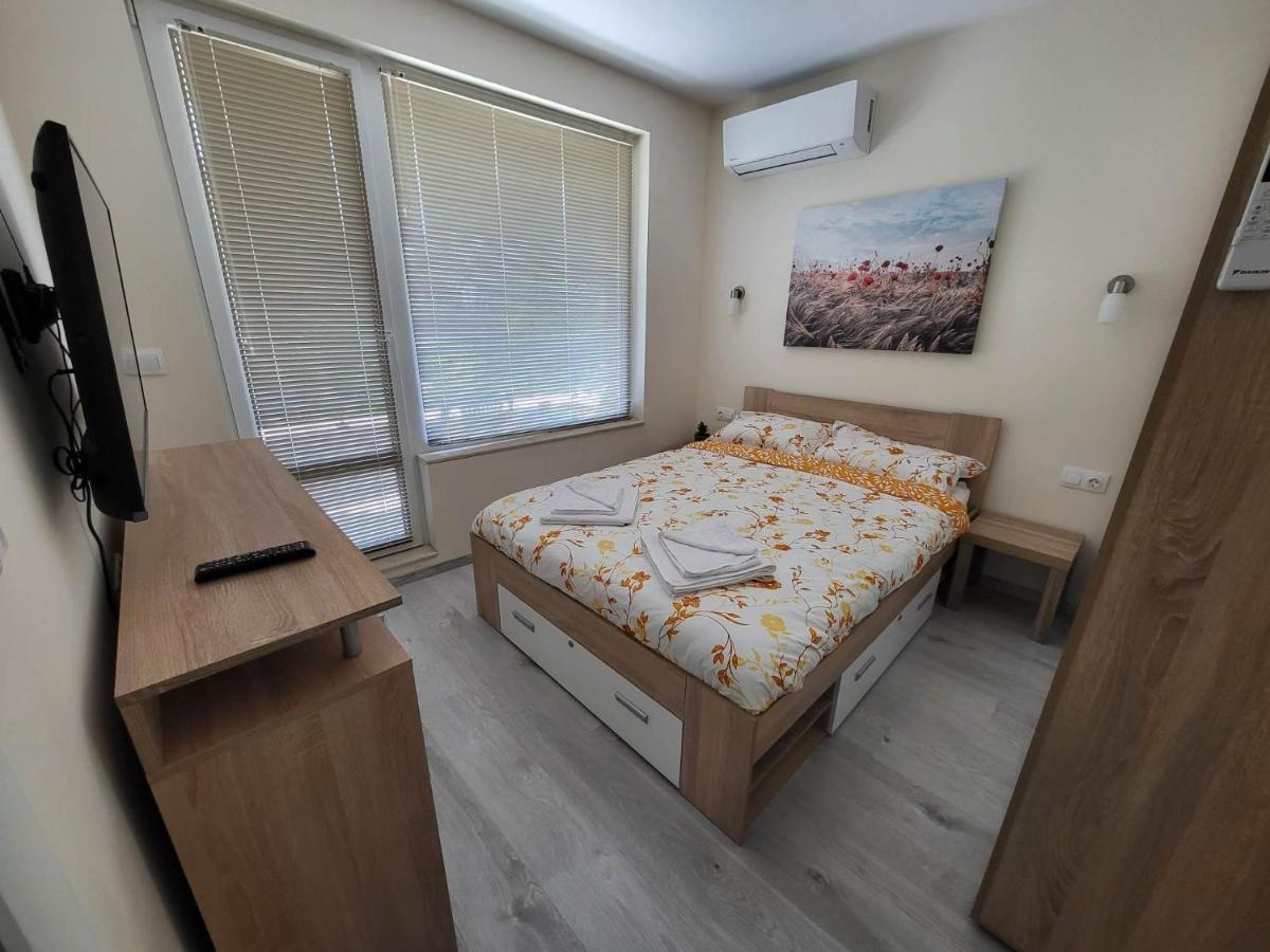 Nicky Holiday Flat Burgas Esterno foto